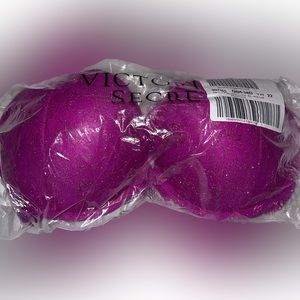 NWT VS Very Sexy Plunge Lace Push Up